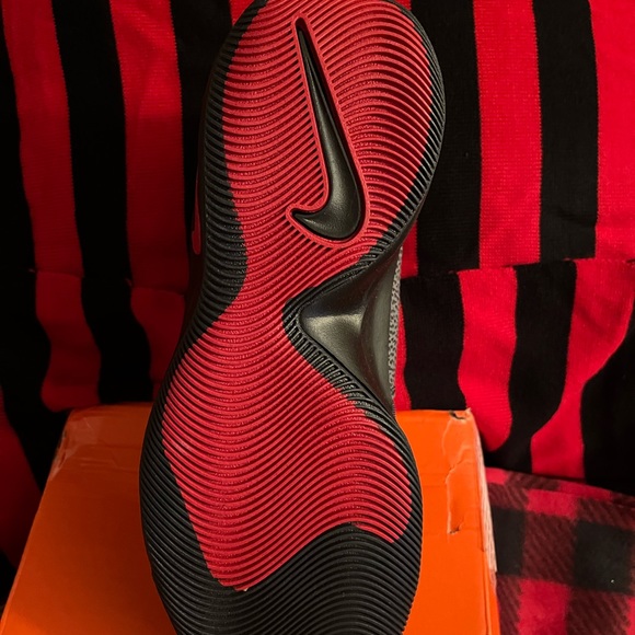 Mens Nike sneaker - Picture 3 of 6